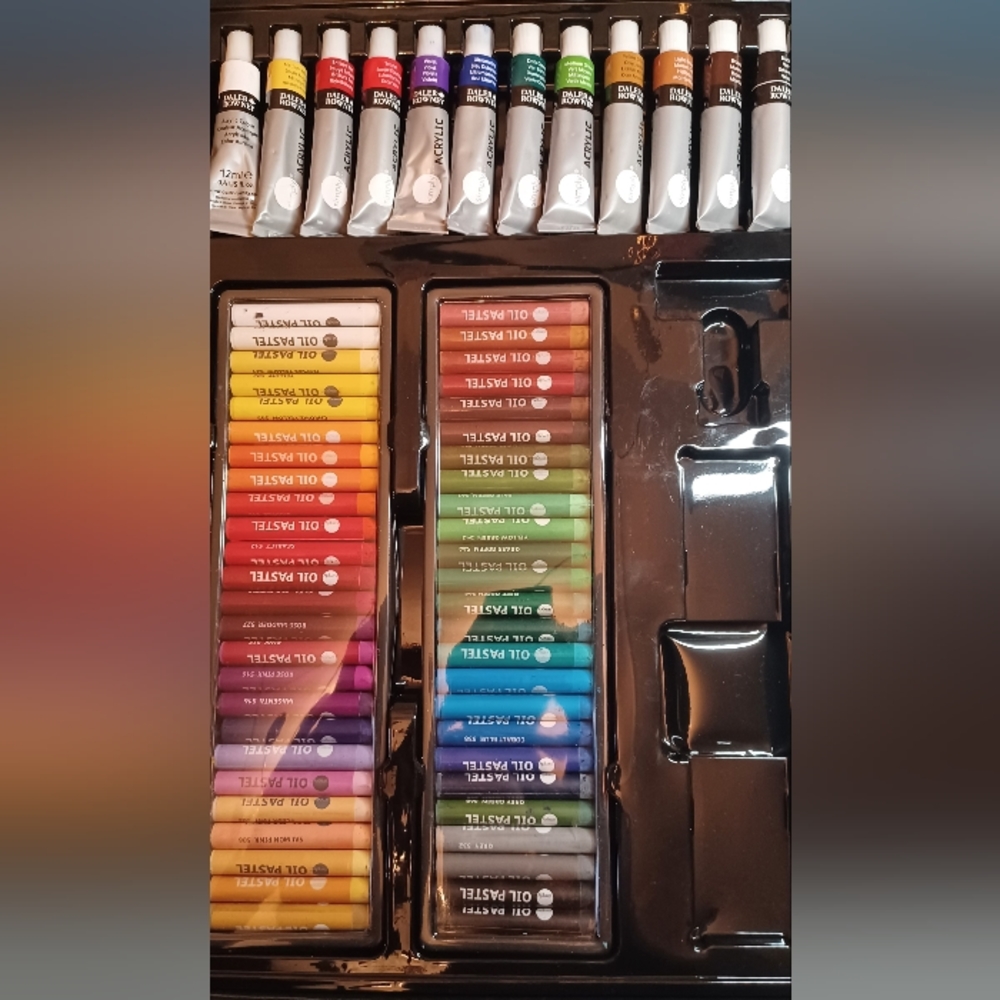 Daler Rowney SIMPLY 106pc art set with case.  (Pre-owned) like new condition. - Picture 4 of 8